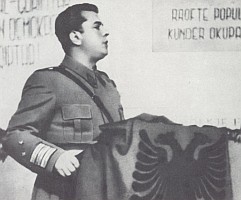Выступление Энвера Ходжа на II заседании Антифашистского национально-освободительного совета, проходившего с 20 по 23 октября 1944 года в городе Берате.