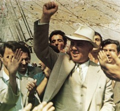 Энвер Ходжа на строительстве гидроэлектростанции. 1967 год.