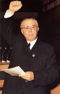 Энвер Ходжа на VI съезде Албанской партии труда. 7 ноября 1971 года.